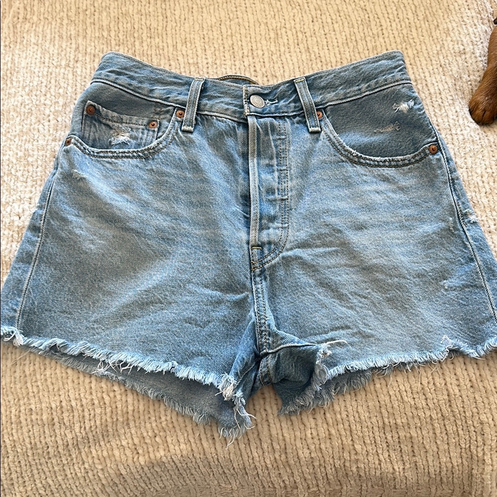 Levi Denim Shorts!